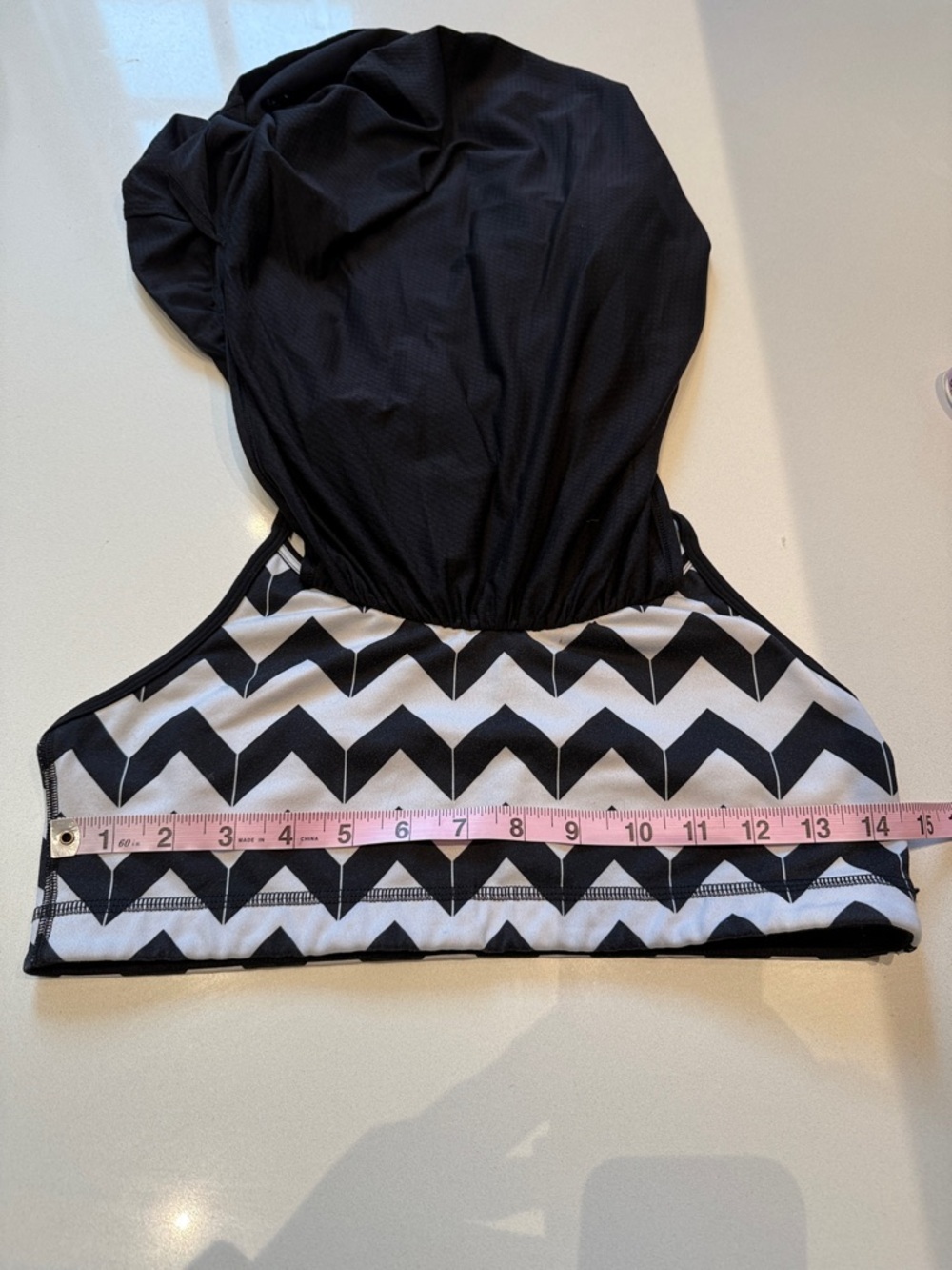 Lululemon No Limits Black Layered Hip Band TankTop with Chevron Detail, Size 10 - Picture 9 of 10